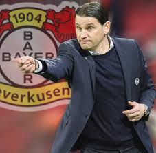 Die krone kannst du deinem outfit mit den caps von bayer 04 leverkusen aufsetzen. Gerardo Seoane Ein Serienmeister Fur Bayer Leverkusen Welt