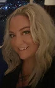 Albert Mazure's Instagram, Twitter & Facebook