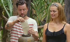 Luuk ikink gaat het nieuwe programma eilandpraat presenteren, de nabeschouwing van expeditie robinson. Nederlands Bedrijf Haalt Inspiratie Bij Eilandraad Van Expeditie Robinson Voor Ontslagronde Collega S Stemmen Elkaar Weg Met Briefjes Buitenland Hln Be