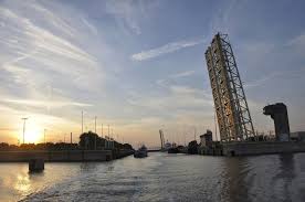 Zeebrugge Open Bridges C Port Of Zeebrugge Hotel Brugge