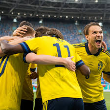 Følg livescore, resultater og tabeller fra alle turneringer i fotball / sverige på denne siden. E4qbssvshzrzzm