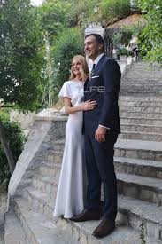 Check spelling or type a new query. Pantreythkan H Tzenh Mpalatsinoy Kai Basilhs Kikilias Eikones Lamianow Gr