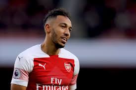 With tenor, maker of gif keyboard, add popular aubameyang animated gifs to your conversations. Arsenal Aubameyang Macht Druck Im Vertragspoker Arsenal Blickt Bei Nachfolgersuche Nach Madrid