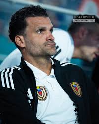 𝑳𝒂 𝒔𝒆𝒍𝒆𝒄𝒄𝒊𝒐́𝒏 𝒏𝒐 𝒅𝒂 𝒕𝒓𝒆𝒔 𝒑𝒂𝒔𝒆𝒔 𝒔𝒆𝒈𝒖𝒊𝒅𝒐𝒔”.  La @selevinotinto de @vizcarrondo4 en corto: 🤯🇻🇪 @telasquito  @gleikermendoza @juanpii85 @jonaramburu_ 🎥