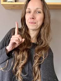 Sultana:One thing people don't understand is that when you're having issues  in your relationship,it's actually your time to communicate with the person  more,not communicate as per talk ooo,to communicate with your actions