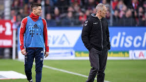 At the end of the. Sc Freiburg Fur Christian Streich Bleibt Gerd Muller Der Hero Kicker