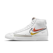 Nike women's blazer mid 77's high top casual sneakers from finish line $100. Treppchen Fur Den Nike Air Force 1 Summer Of Sports Sneakerjagers