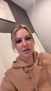 Jenna Capuano's Instagram, Twitter & Facebook