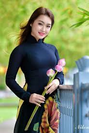 see おしゃれまとめの人気アイデア pinterest ninh le 美しいセレブ 民族衣装 アオザイ