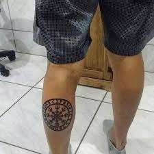 Simbolo Nordico Tatuado Na Perna Leva Fernando Scheffer Para As Batalhas 03 08 2021 Uol Olimpiadas
