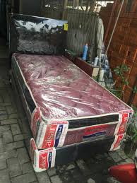 Banyak orang yang mencari spring bed dengan harga yang sangat murah. Tempat Tidur Single 3 Kaki Caisar Spring Bed Murah Serba Serbi Di Carousell