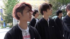 pa さんはinstagramを利用しています 15歳と17歳の色気 w むちむちの二の腕ちらリズム そうやさんの 指を添えるようなマイクの持ち方がすき 伝わらない hihijets 猪狩蒼弥 猪狩 マラソン ジャニーズjr