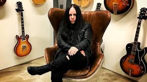 Joey jordison , cofundador y baterista original de la agresiva banda de hard rock slipknot , ha fallecido, según un comunicado de su familia. W4n0gvzs0nqqsm