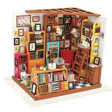 Diy Miniature Bookstore Kit Bas Bleu Hy7606 Dollhouse Miniatures Diy Dollhouse Kits Wooden Dollhouse Kits
