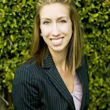 Anne Yatch (@HoyaAnnie)