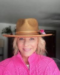 Candace Chatman (@candacechatmanartistry) • Instagram photos and videos