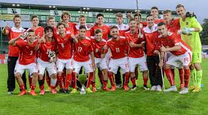 What is the difference between switzerland and austria? Osterreich U17 Trifft Bei Der Em In Aserbaidschan Auf Deutschland Sky Sport Austria