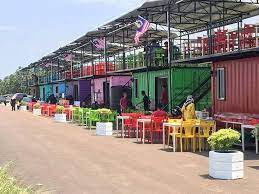 Obyek wisata batubulan merupakan salah satu desa yang terkenal dengan seni seperti seni pahat. Port Lepak Makan Santai Di Sungai Lurus Senggarang