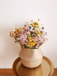 The Dried Flowers Trend Bloom S Blog Blog Bloom Dried Flowers Trend In 2020 Dried Flowers Dried Flower Arrangements Dried Flower Bouquet