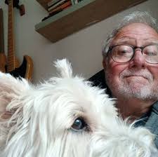 Does anyone like me associate different Family records with different  seasons, for example Dolls house and Fearless are definitely winter for me  wheras Entertainment and Bandstand are summer. I dont think it