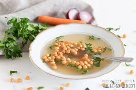 Huhnersuppe Bei Erkaltung Hilft Das Wirklich We Go Wild