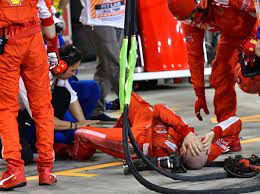 Maybe you would like to learn more about one of these? Gran Premio Del Bahrein Meccanico Investito Da Raikkonen Ha Tibia E Perone Fratturati Corriere It