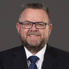 Tim Lyons > DLA Piper > Australia