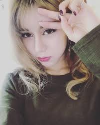 Bị bạn trai chê xấu, cô gái chịu đau đớn đập đi xây lại hơn 30 lần