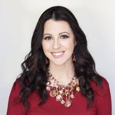 Angela Kallivrousis (@AngKallivrousis)