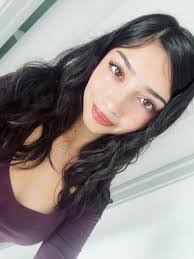 Kayla Platt's Instagram, Twitter & Facebook