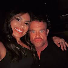 Who can fix my heating and air conditioning furnace and AC unit?