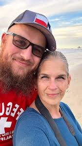 Happy Happy 33rd birthday to the one who made me a Momma!! , I love you so  much and can’t wait to see you and celebrate you in a few weeks!!  @hellraisingtexan32 #hbd #fyp #family #myspecialboy