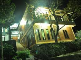 Tripadvisor sitesinde 5 üzerinden 4 puanla derecelendirilmiş ve mojokerto bölgesindeki 54 restoran arasında 6. 27 Jasa Tukang Di Mojokerto