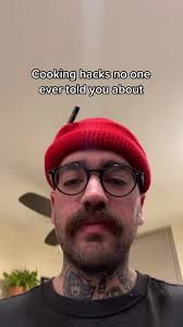 Vem conferir tudo o que rolou na @vanswarpedtour em Long Beach, na Ca...