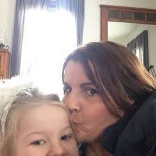 Keri Henning's Instagram, Twitter & Facebook