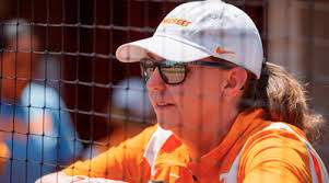 Tennessee softball adds transfer Laura Mealer