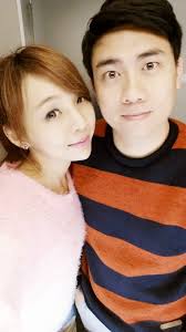 Melody in  Wonderland的新貨在年前收到了！我們今天都穿上了新毛衣～Adam身上的藍橘內刷毛也是這次Oppa區的男裝，我立刻幫他打包兩色(╯з╰)  果然好帥又好暖（自己說～） 然後我身上是粉紅漸層毛衣，舒服又上相♥♥♥ 明天發鞋子穿搭再多放點照片唷！