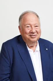 Terry Mavrovouniotis