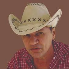 Quien es Sobre Hipólito Vega ??