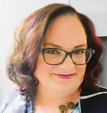 Jeanie Hurley's Instagram, Twitter & Facebook