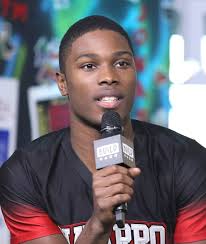 Cheer's La'Darius Marshall Says Watching The Show Inspired Him To Grow