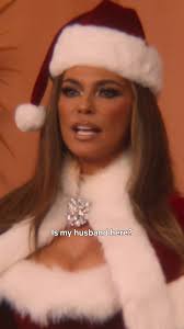 Has anybody seen my husband? 🎅🎁😂 Sabrina Carpenter Netflix