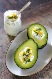 Avocat Sauce Yaourt Mangue Et Ail Recette Avocat Farci Nourriture Vegan Alimentation