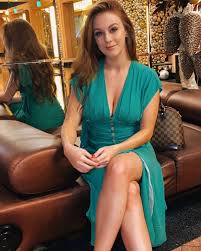 Leanna Decker – Social Media 12/25/2019 • CelebMafia