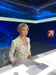 Portal informacyjny polsat news to najnowsze informacje i wiadomości dotyczące gospodarki, sportu, nauki, biznesu oraz wydarzeń z kraju i ze świata. File Prezenterka Wydarzen W Polsat News Jpg Wikimedia Commons