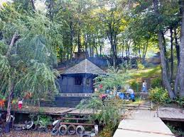 Which popular attractions are close to complex turistic steaua apelor? Obiective Turistice In Apropierea Bucurestiului Unde SÄ Ne RelaxÄm La Sfarsit De SÄptÄmanÄ Epoch Times Romania