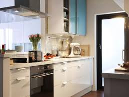 Dimana keindahan interior serta kerapihan ruangan dapur bisa meningkatkan semangat ibu rumah tangga untuk memasak di rumah. 27 Harga Kitchen Set Minimalis Termurah Model Terbaru 2021 Ahlikuli