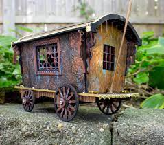 She spent about a month realizing her dream without help of anyone, even her husband. Gypsy Wagon Project Step By Step Tutorial