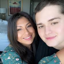 Jennifer Estrella's Instagram, Twitter & Facebook