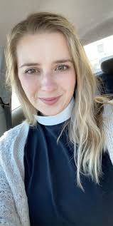 Stephani Shumaker (@stephanishoe)